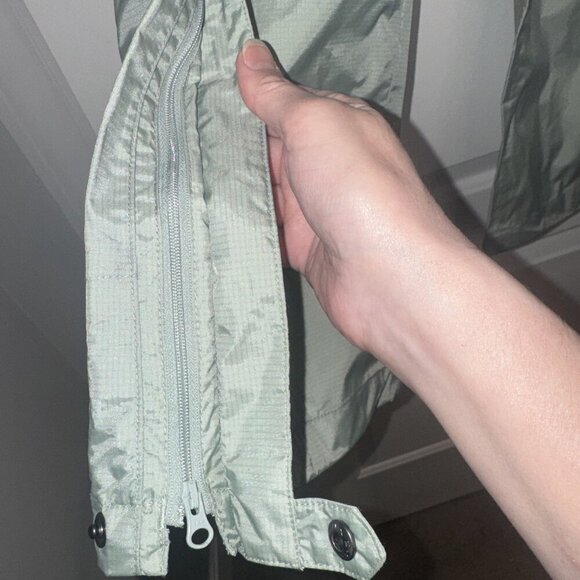 Cambridge Dry Goods Company Men’s Green Waterproof Elastic Waist Pants Sz M NEW - Picture 4 of 14